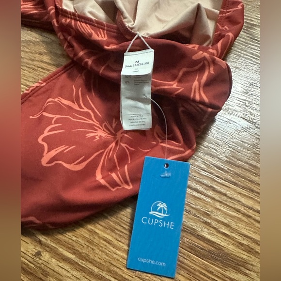 Women's VNeck Crisscross One Piece Swimsuit - Picture 7 of 8